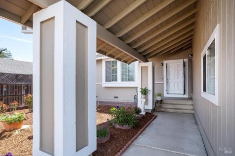 1804 Spoonbill Avenue Petaluma CA 94954