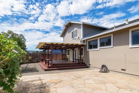 1804 Spoonbill Avenue Petaluma CA 94954
