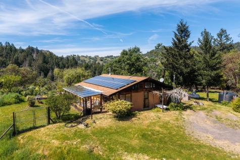 3751 Low Gap Road Ukiah CA 95482