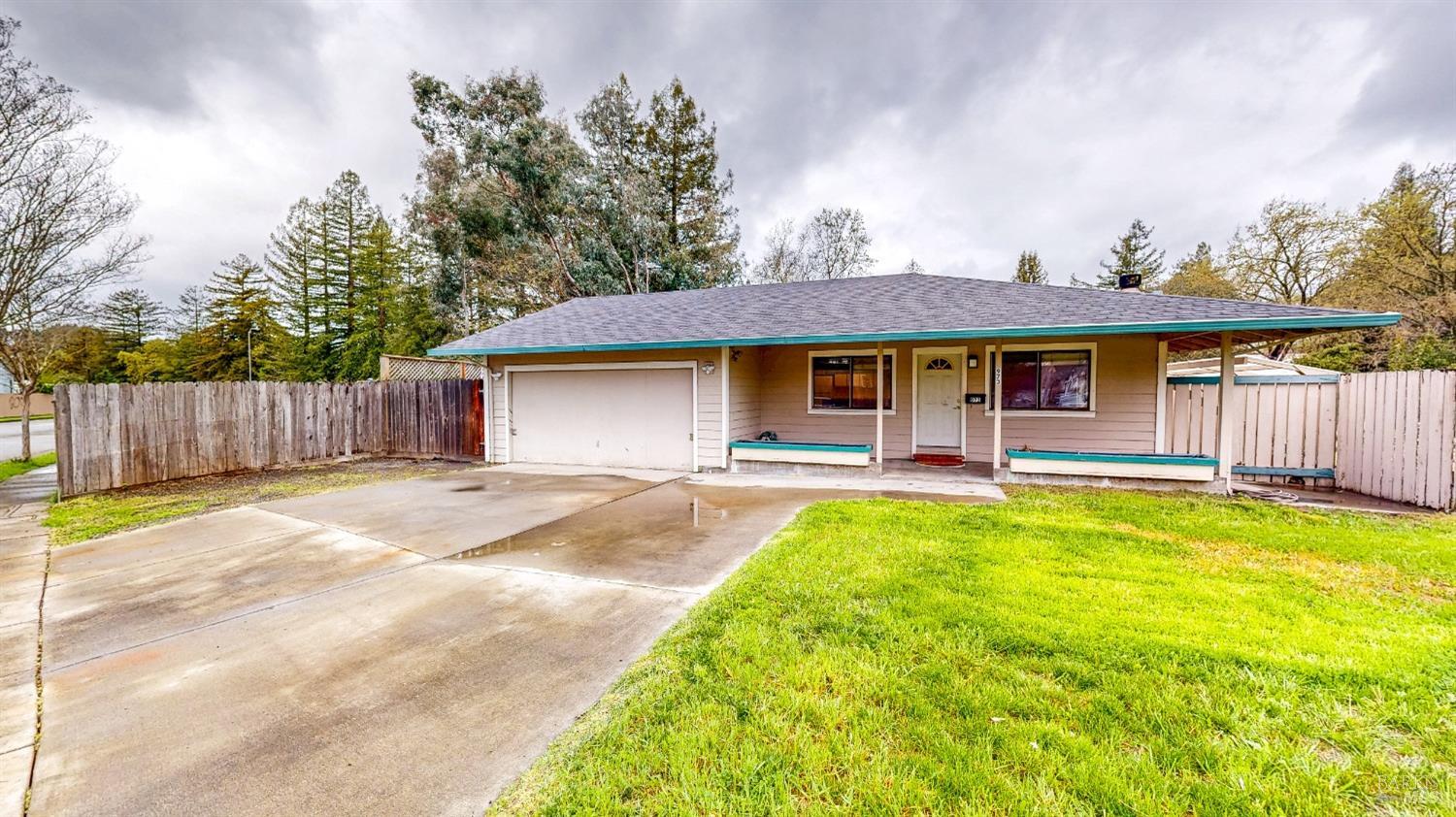 973 Acacia Lane Santa Rosa CA 95409