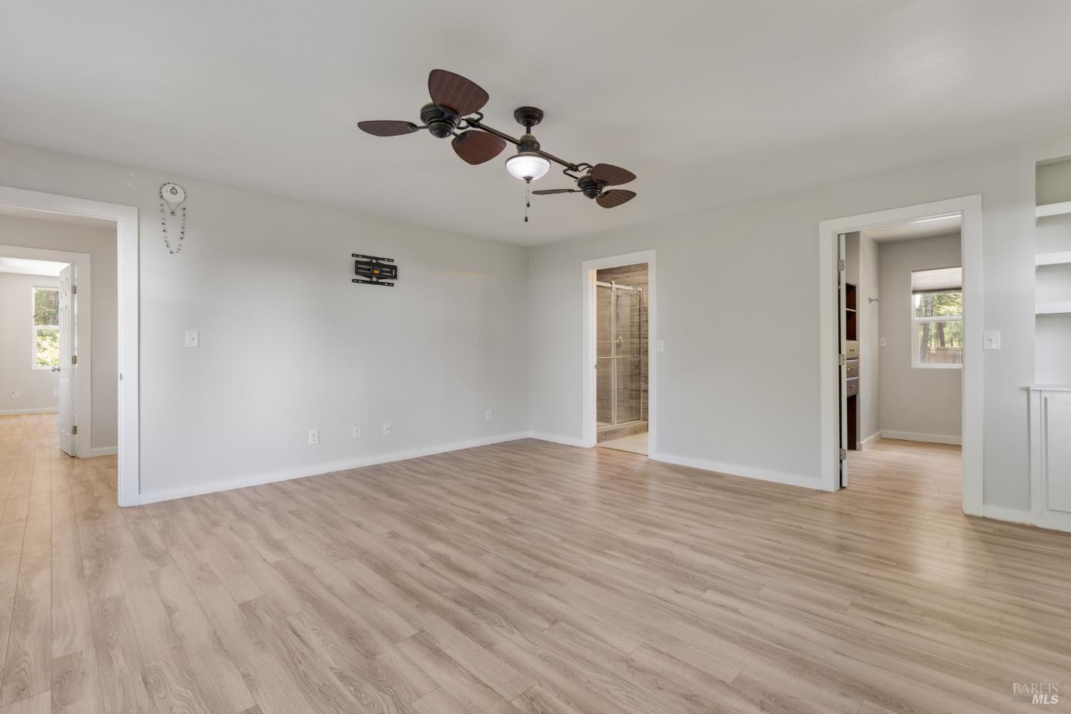 44000 Iversen Road Gualala CA 95445
