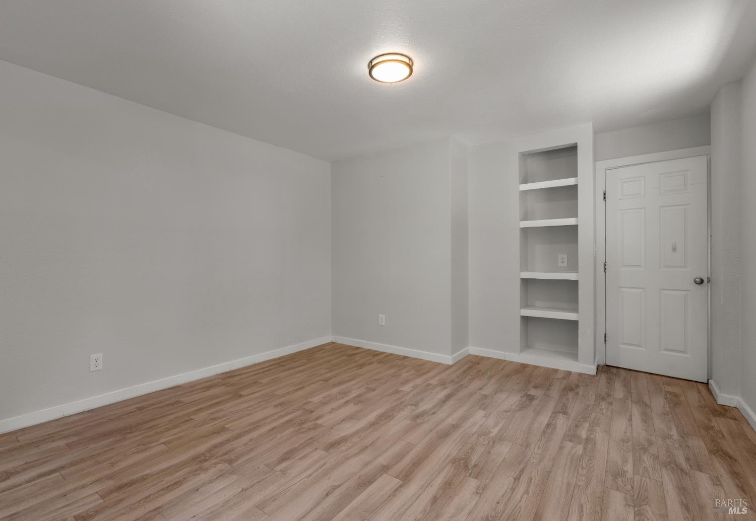 44000 Iversen Road Gualala CA 95445