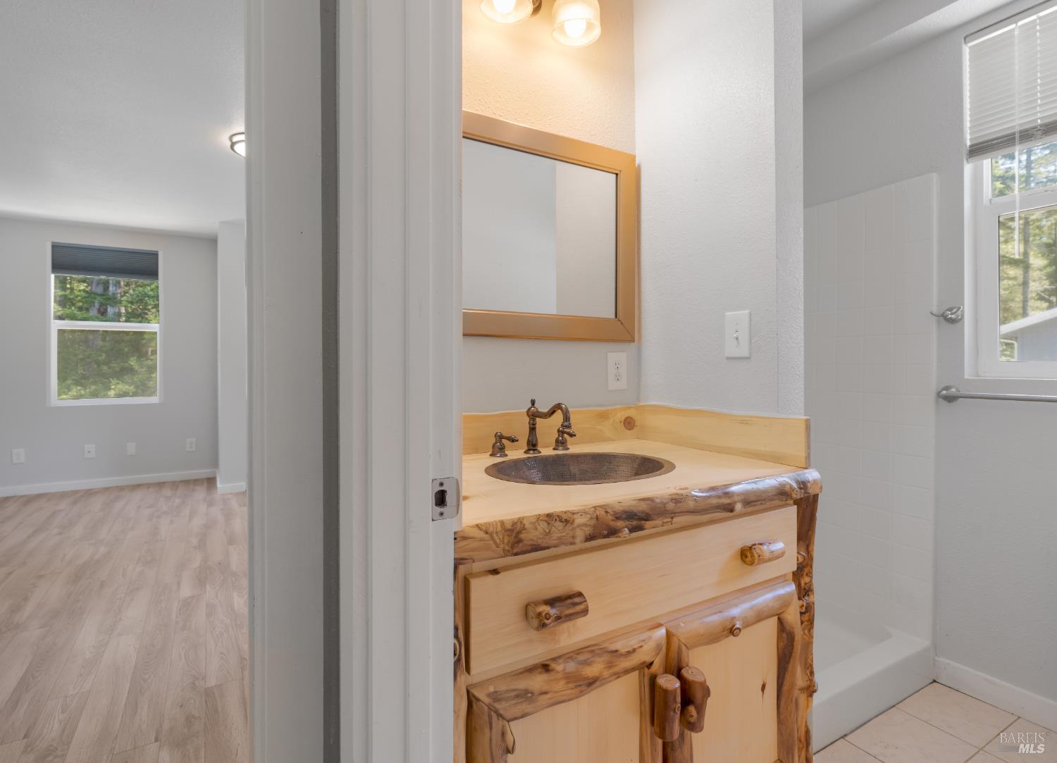 44000 Iversen Road Gualala CA 95445