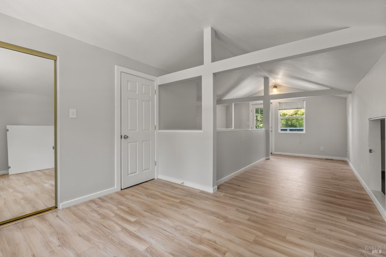 44000 Iversen Road Gualala CA 95445