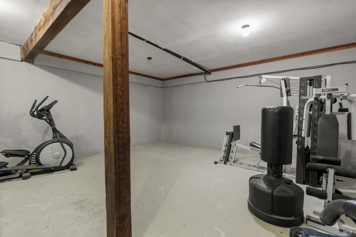 44000 Iversen Road Gualala CA 95445