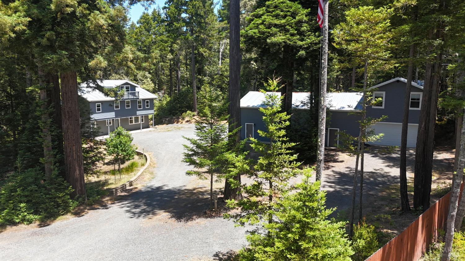 44000 Iversen Road Gualala CA 95445