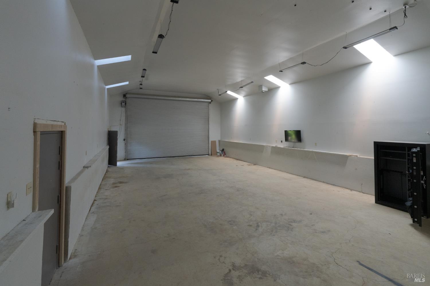 44000 Iversen Road Gualala CA 95445
