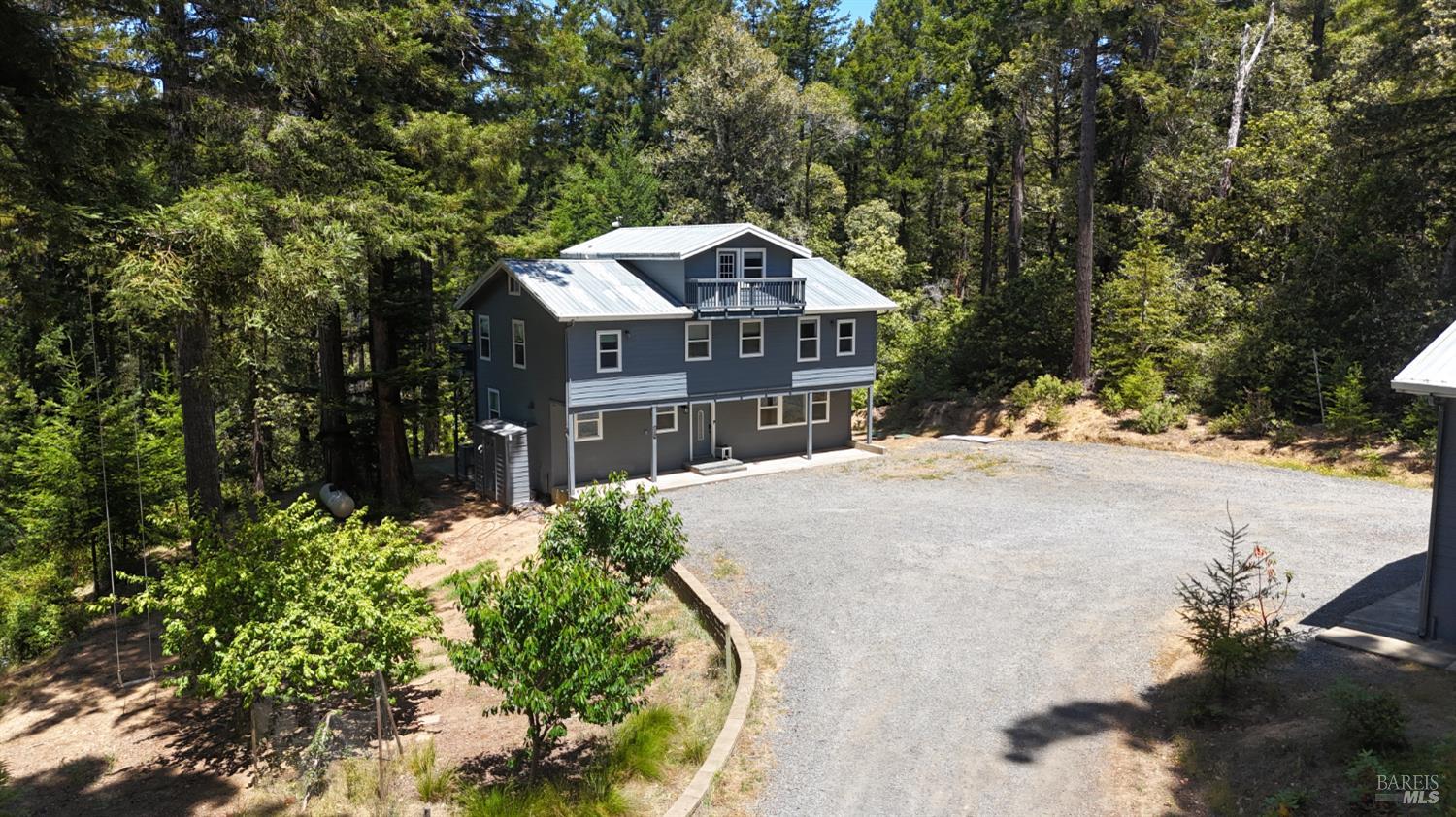 44000 Iversen Road Gualala CA 95445
