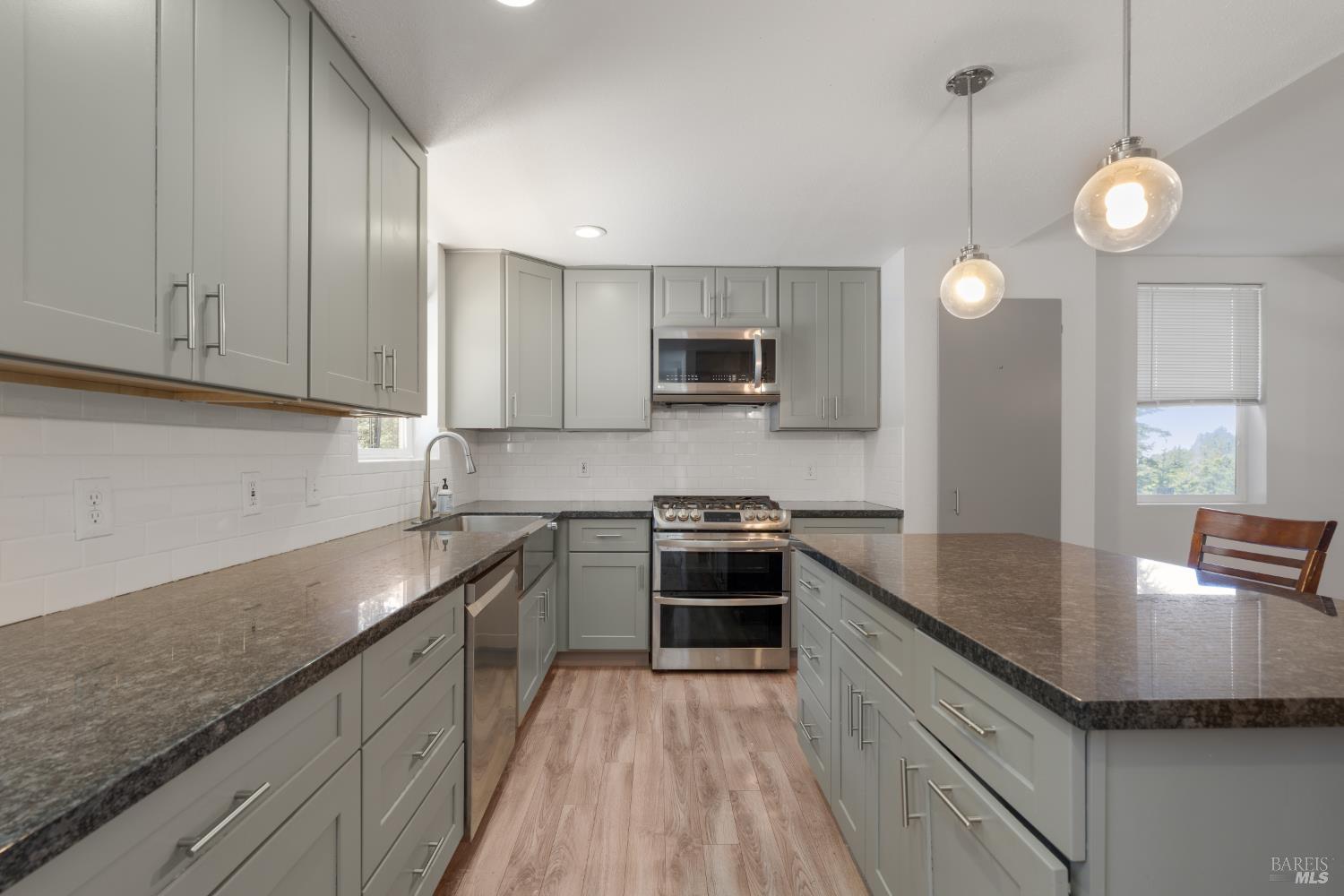 44000 Iversen Road Gualala CA 95445