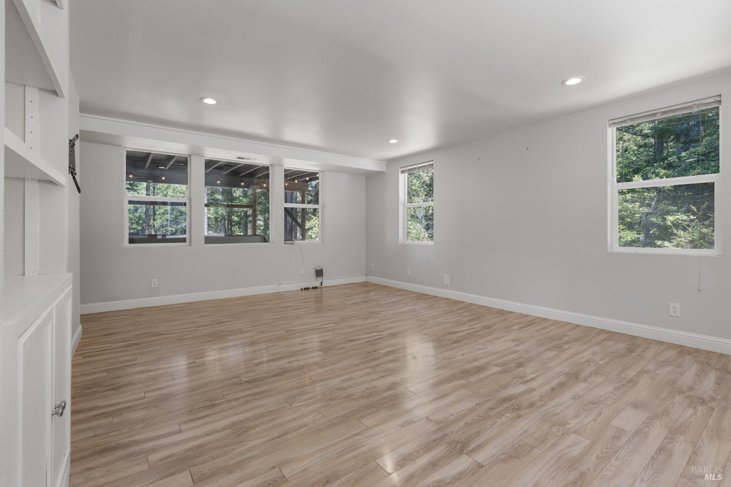 44000 Iversen Road Gualala CA 95445