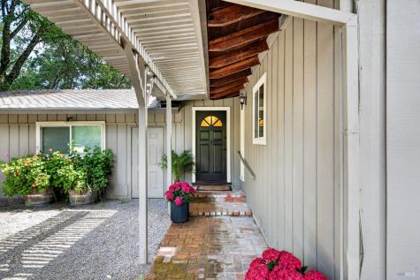 2348 Mill Creek Lane Healdsburg CA 95448