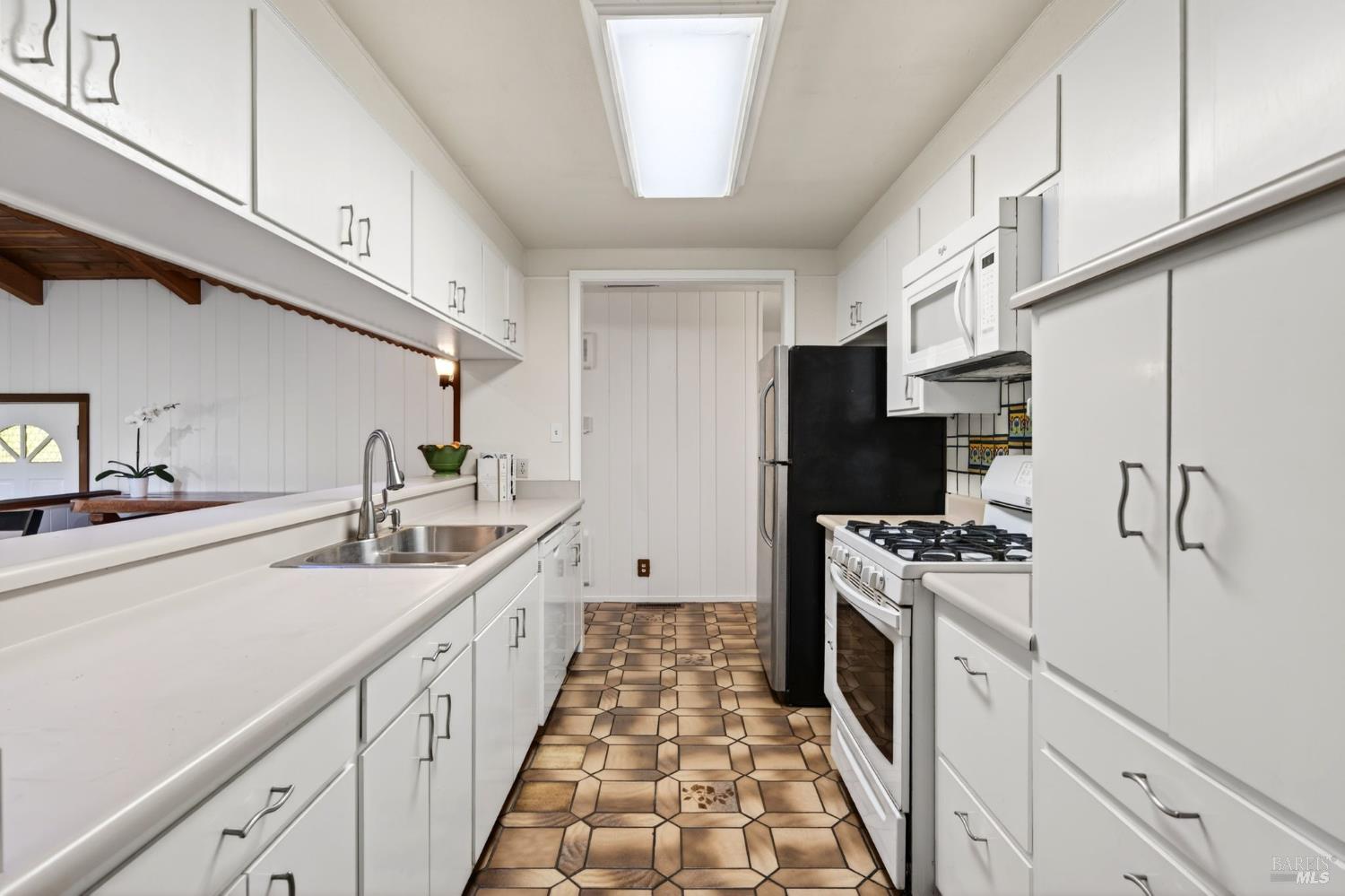 2348 Mill Creek Lane Healdsburg CA 95448