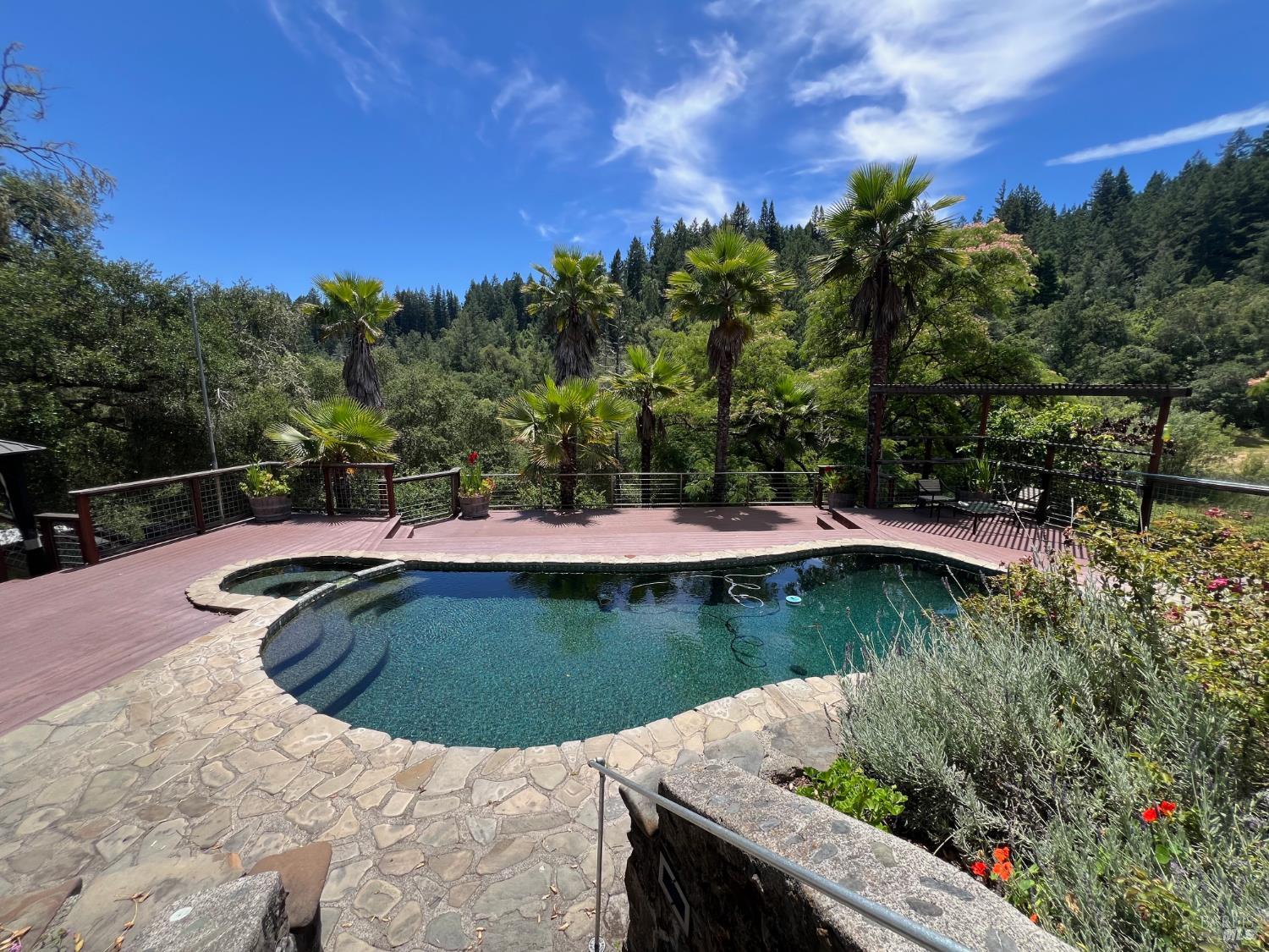 2348 Mill Creek Lane Healdsburg CA 95448