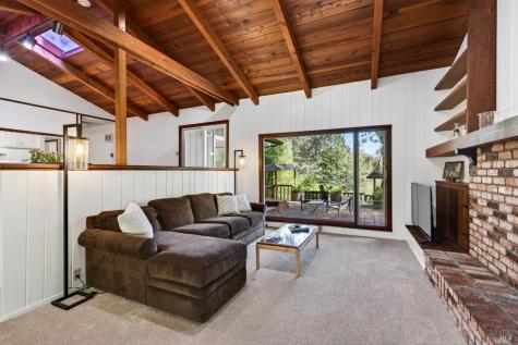 2348 Mill Creek Lane Healdsburg CA 95448