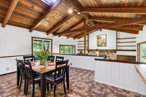 2348 Mill Creek Lane Healdsburg CA 95448