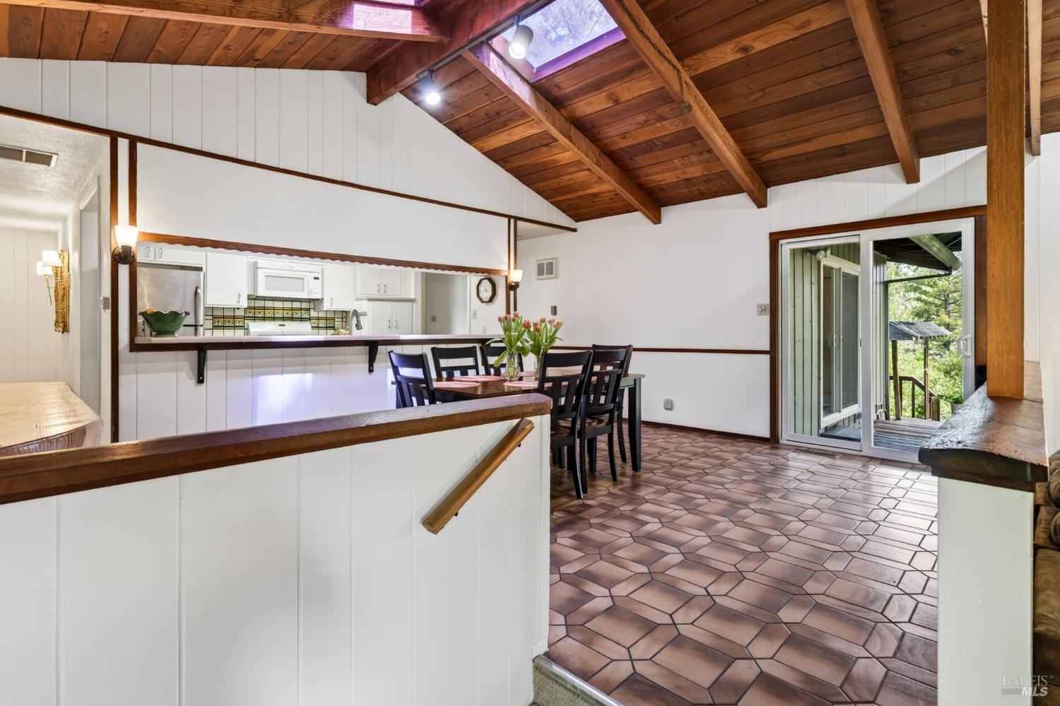 2348 Mill Creek Lane Healdsburg CA 95448