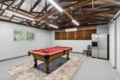2348 Mill Creek Lane Healdsburg CA 95448