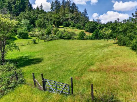 2348 Mill Creek Lane Healdsburg CA 95448