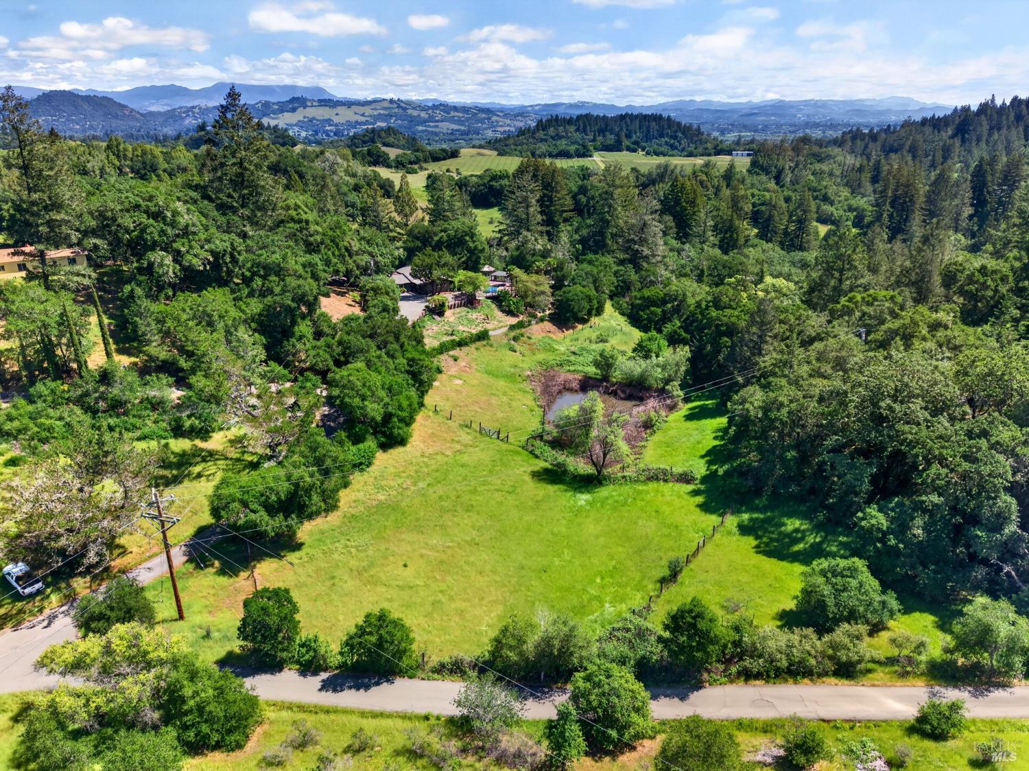 2348 Mill Creek Lane Healdsburg CA 95448