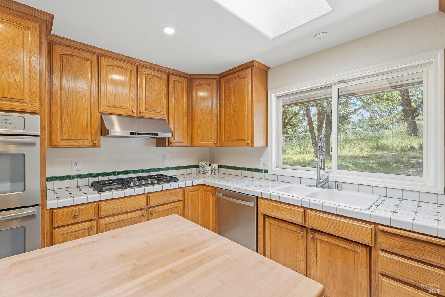 21220 Locust Street Willits CA 95490