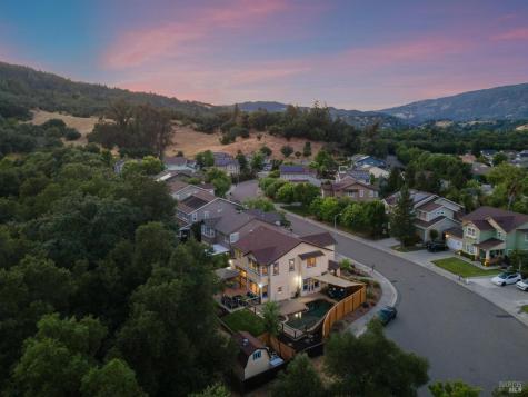 121 Zinfandel Court Cloverdale CA 95425