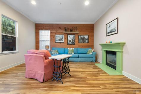 121 Zinfandel Court Cloverdale CA 95425