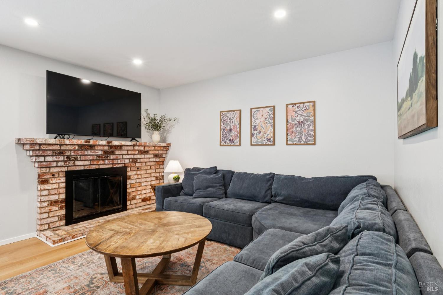 24 Lawrence Drive Novato CA 94945