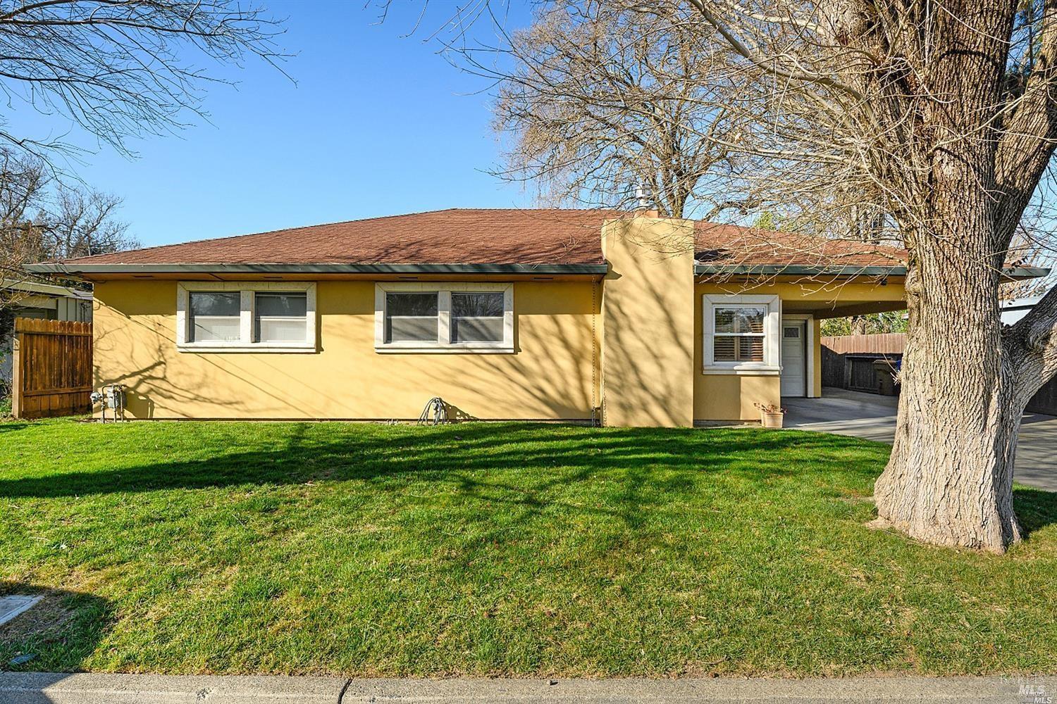 1498 Sierra Avenue Napa CA 94558