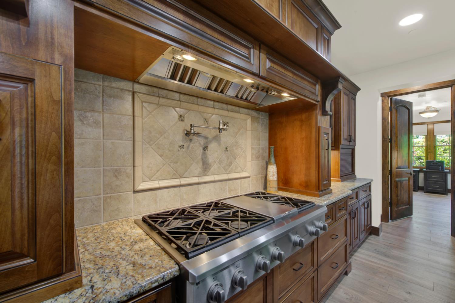 1869 Camino Verdera Lincoln CA 95648