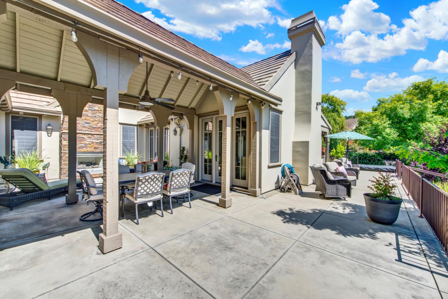 1869 Camino Verdera Lincoln CA 95648