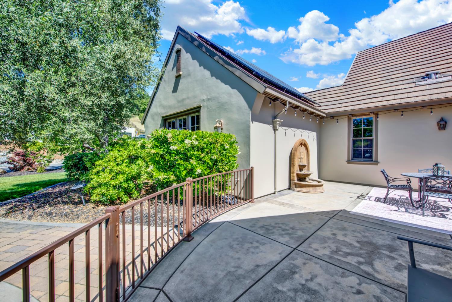 1869 Camino Verdera Lincoln CA 95648