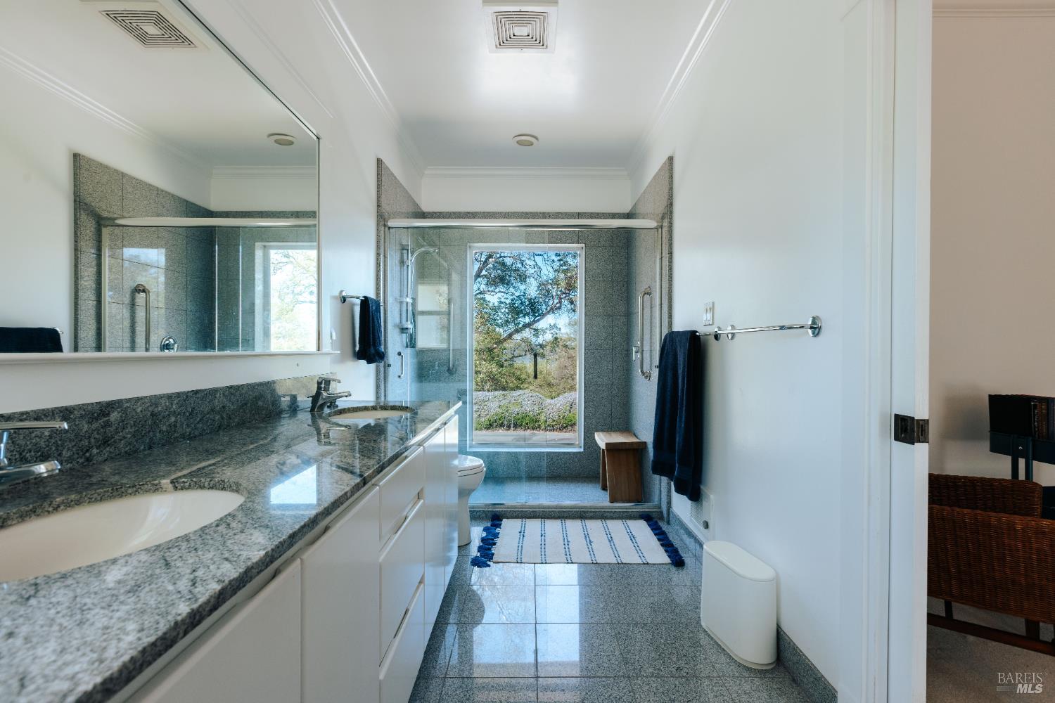 12801 Valley View Drive Ukiah CA 95482
