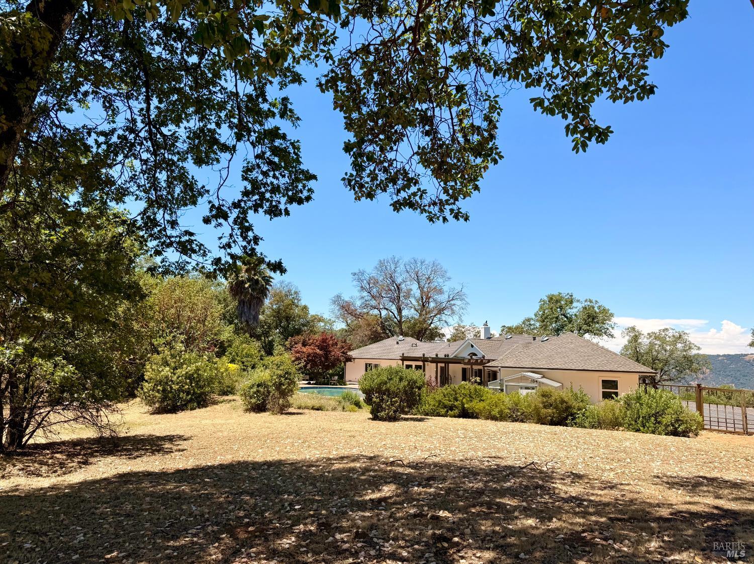 12801 Valley View Drive Ukiah CA 95482