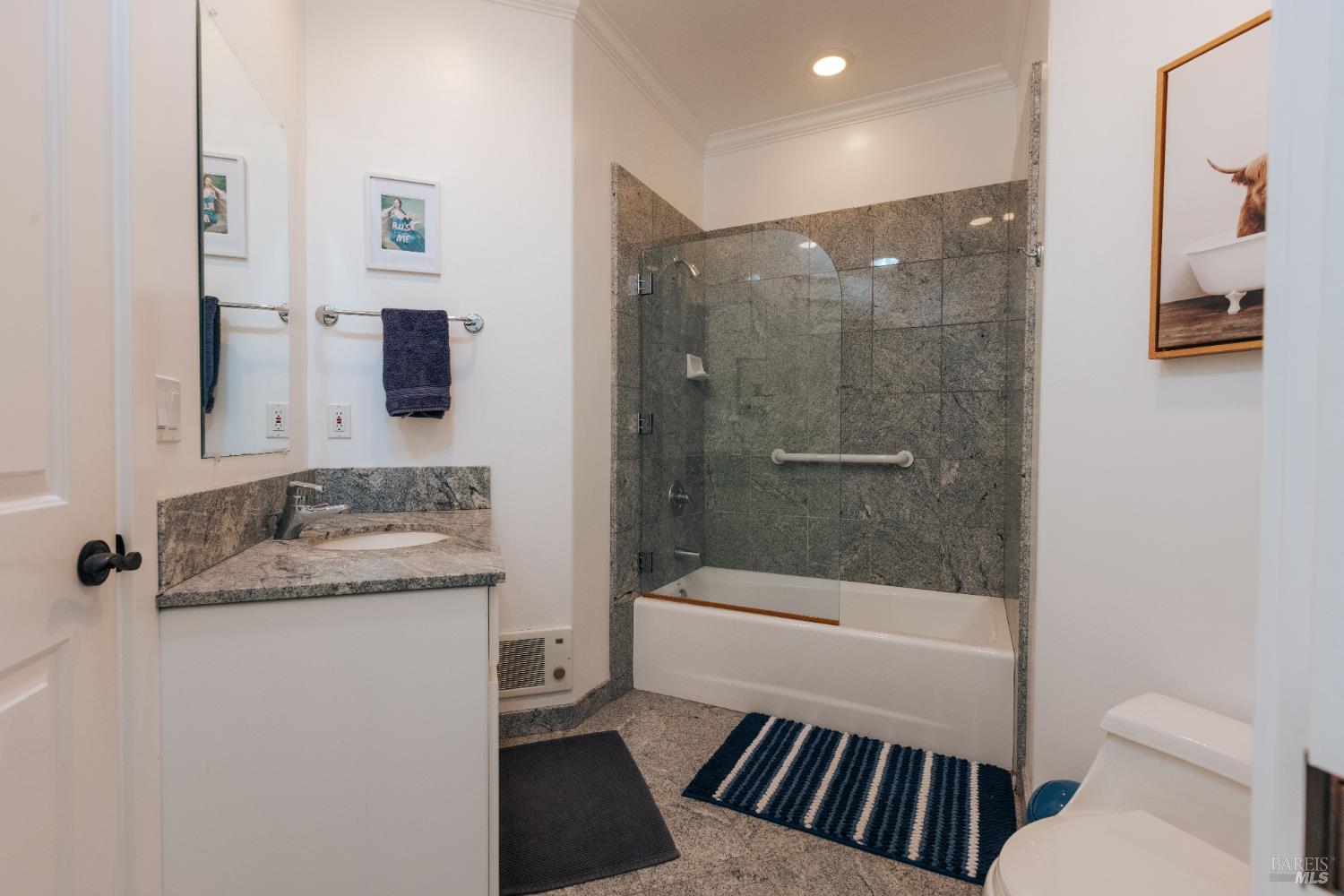 12801 Valley View Drive Ukiah CA 95482