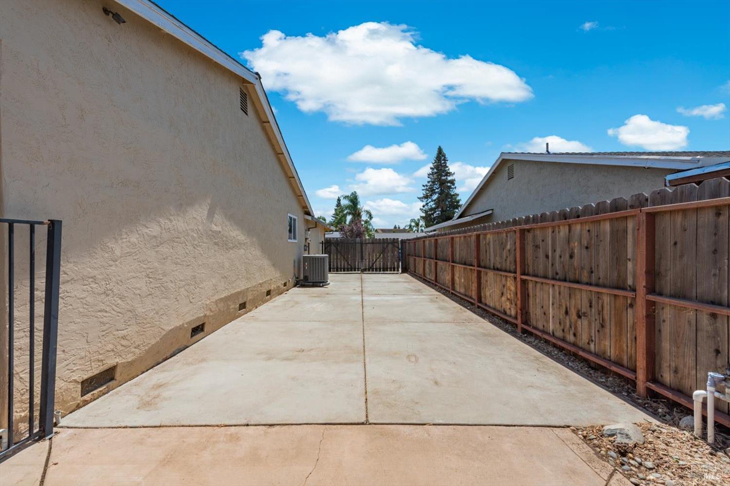 300 Ponderosa Drive Vacaville CA 95687