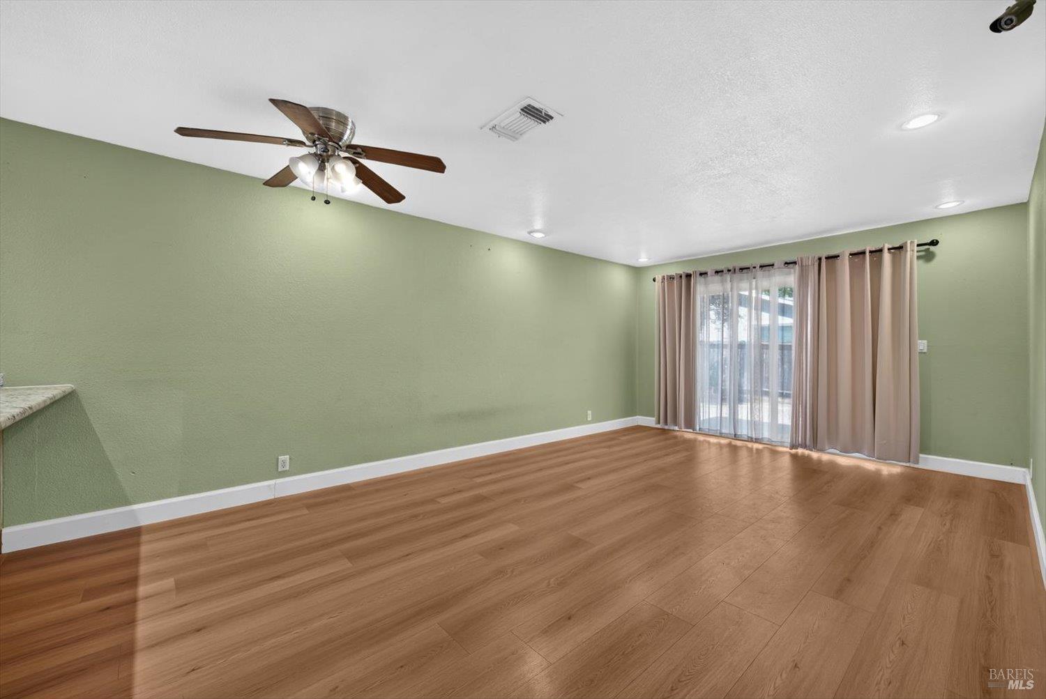 300 Ponderosa Drive Vacaville CA 95687