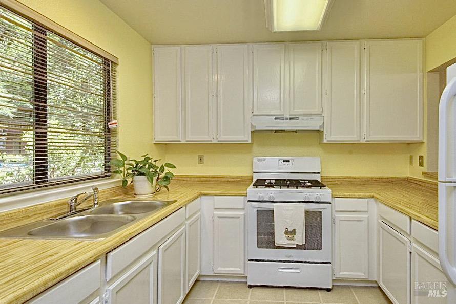 14565 Canyon 1 Road Guerneville CA 95446