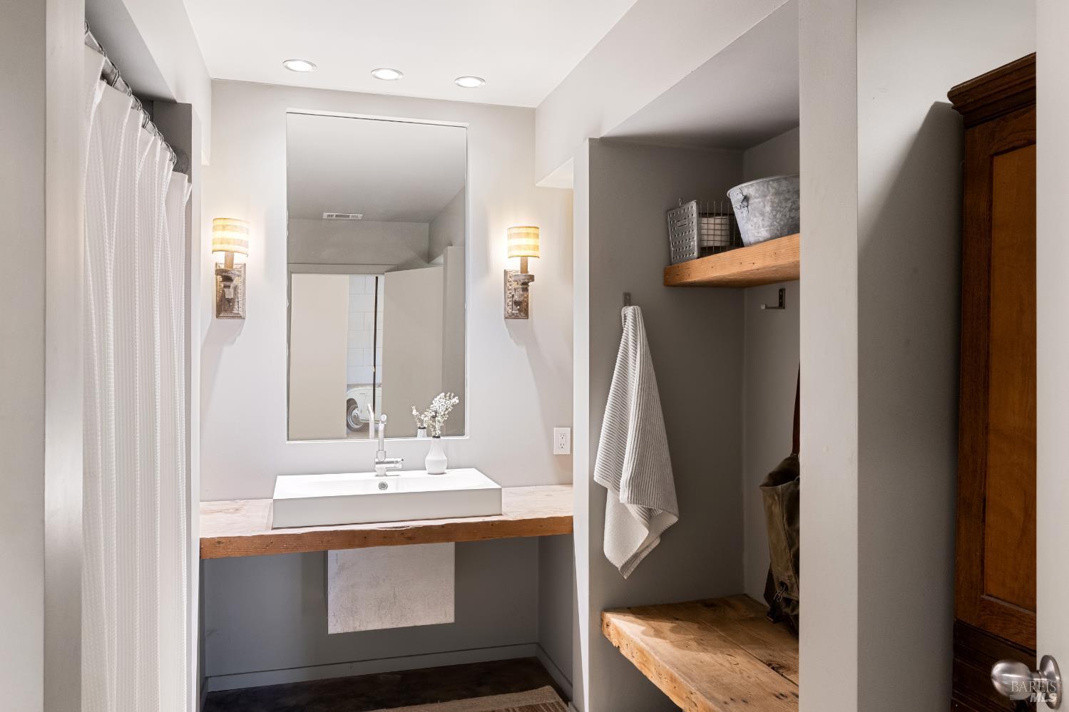 100 W Trinity Road Glen Ellen CA 95442