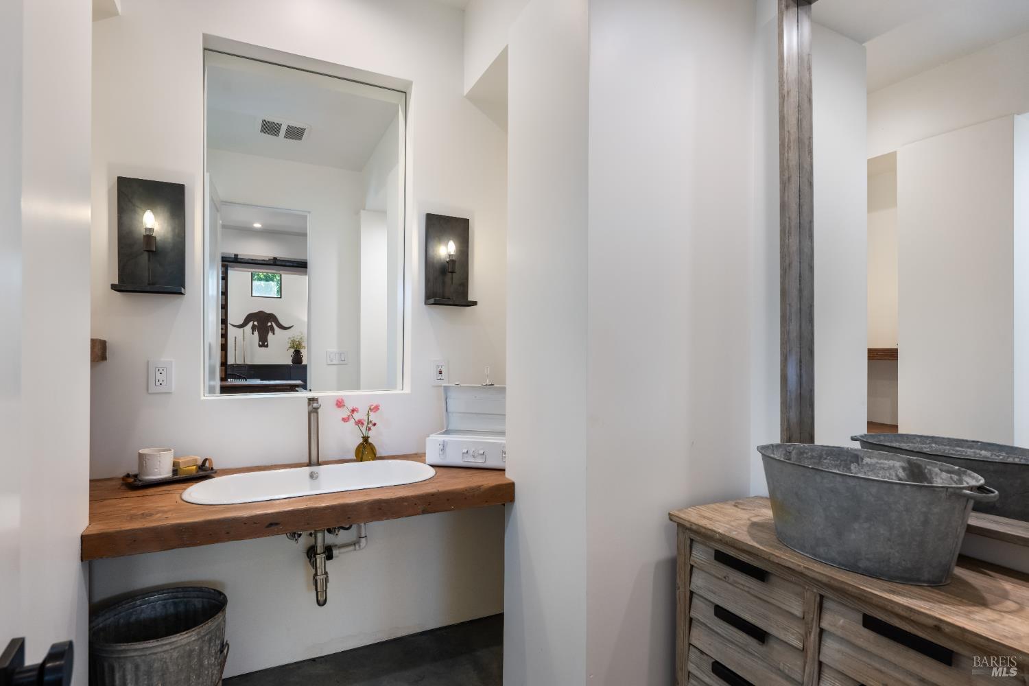 100 W Trinity Road Glen Ellen CA 95442