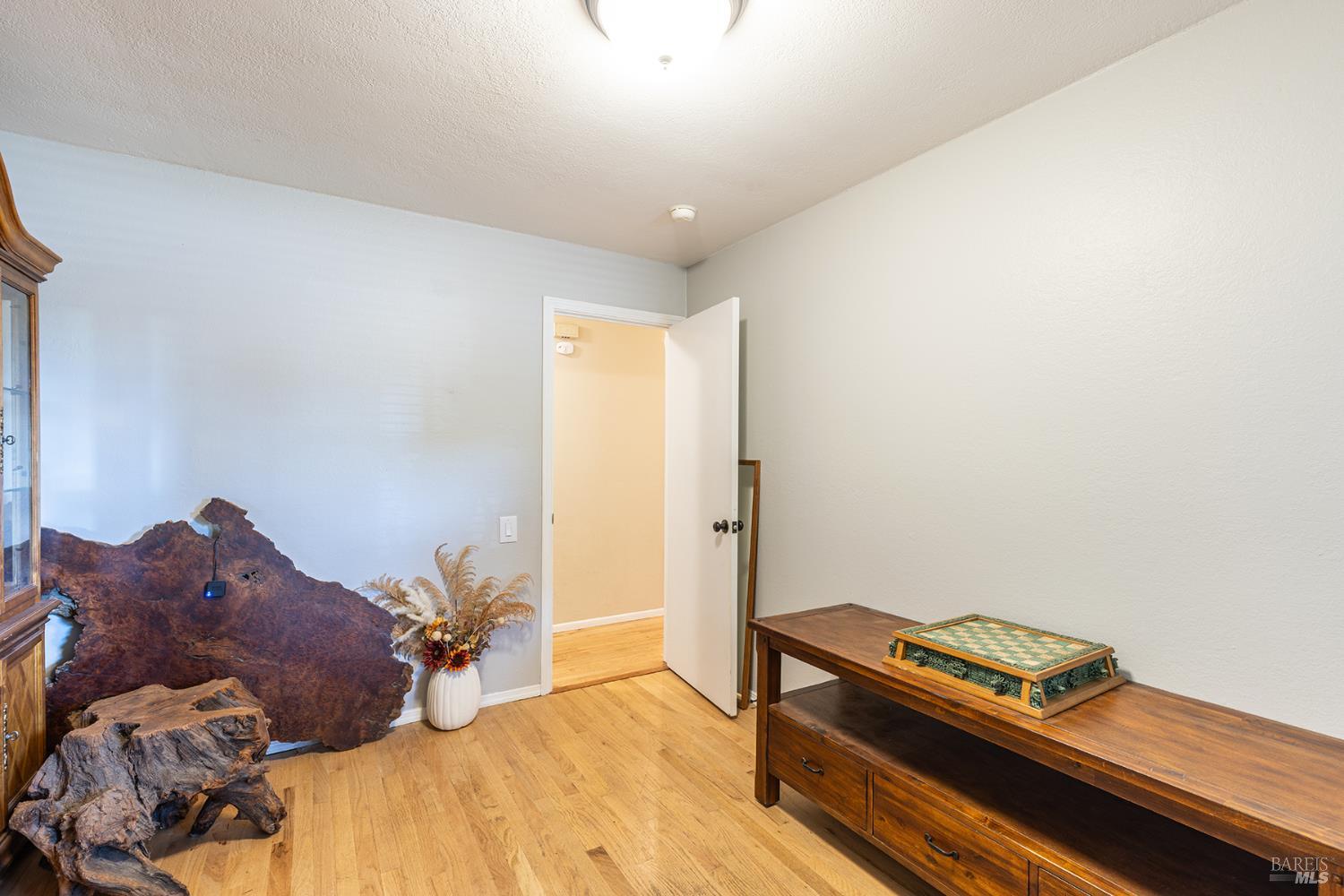8886 Lancaster Drive Rohnert Park CA 94928