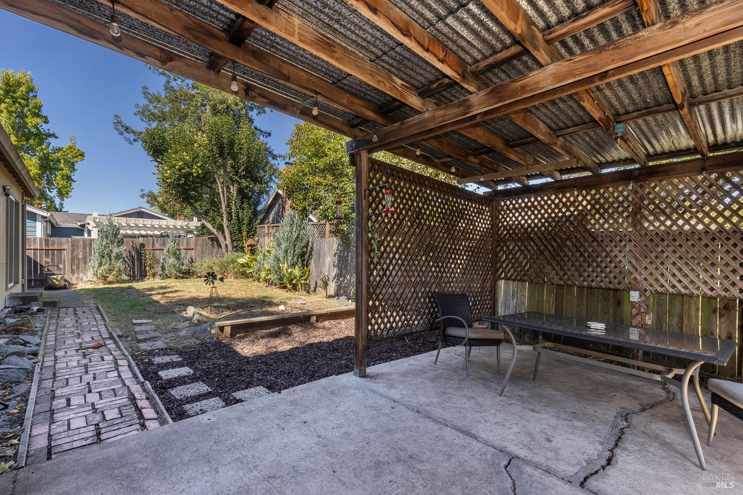 8886 Lancaster Drive Rohnert Park CA 94928