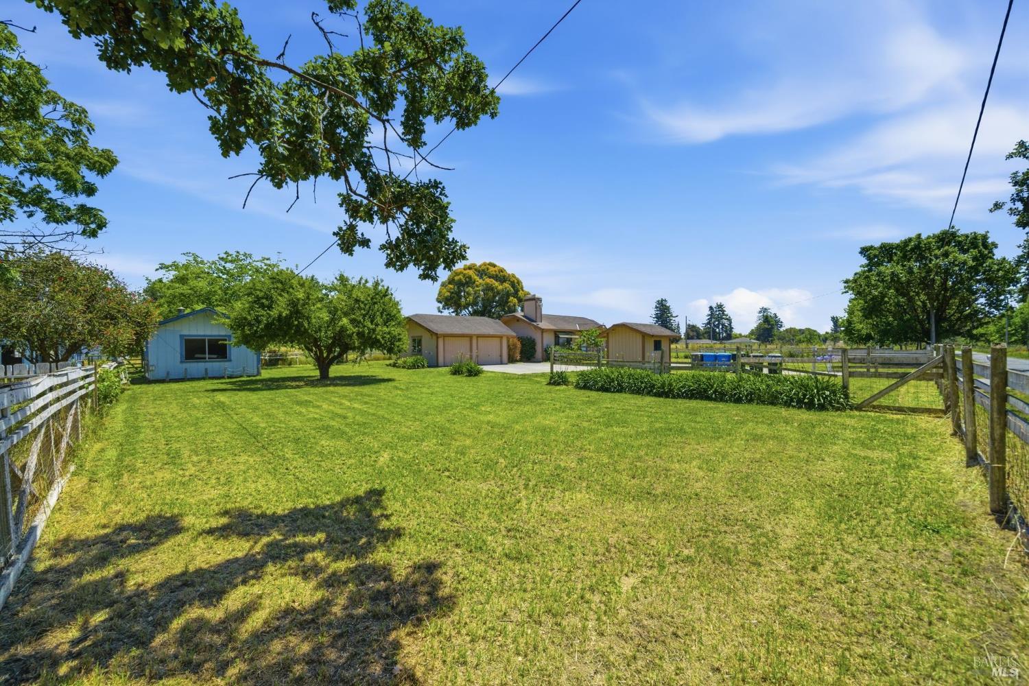 4016-4018 Walker Avenue Santa Rosa CA 95407