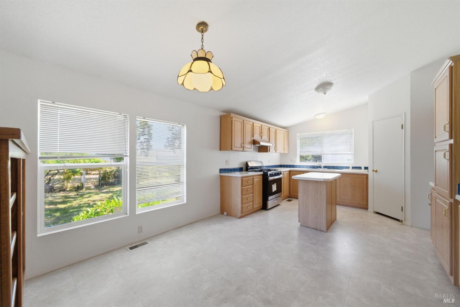 4016-4018 Walker Avenue Santa Rosa CA 95407