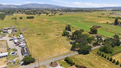 4016-4018 Walker Avenue Santa Rosa CA 95407