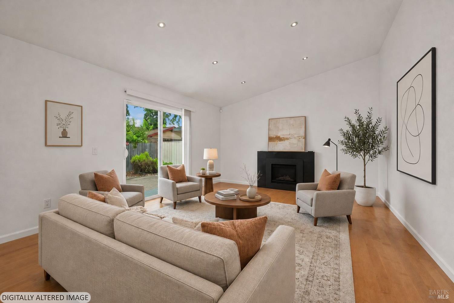 2405 Donna Maria Way Santa Rosa CA 95401