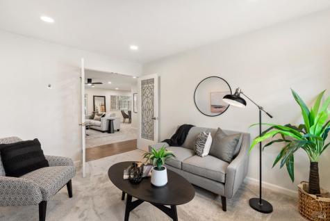 360 Twin Lakes Drive Santa Rosa CA 95409