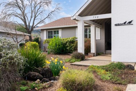 360 Twin Lakes Drive Santa Rosa CA 95409