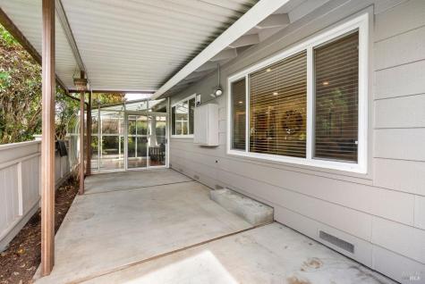 360 Twin Lakes Drive Santa Rosa CA 95409