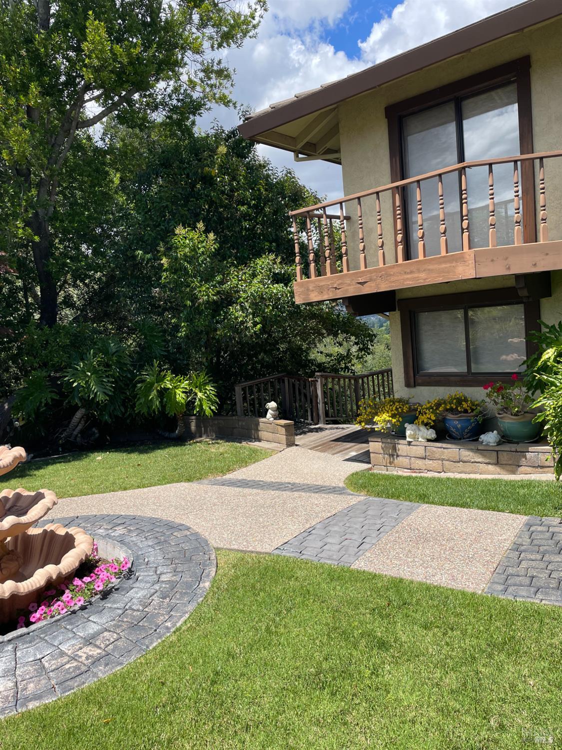 14 Tenaya Lane Novato CA 94947