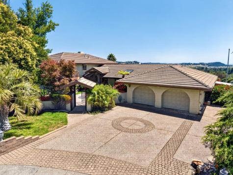 14 Tenaya Lane Novato CA 94947